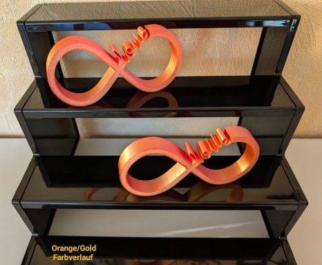 Liegende 8 in Gold